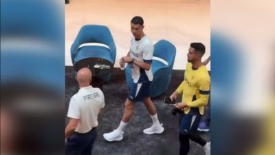 ویدیو: حرکت زشت رونالدو با هواداراش!