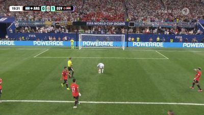 ویدیو: پنالتی از دست رفته لیونل مسی مقابل مصر!